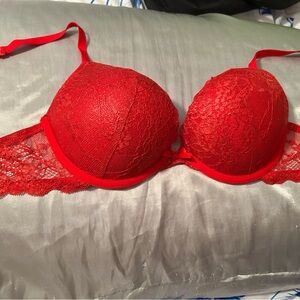 La Senza 34 B padded push up bra EUC!